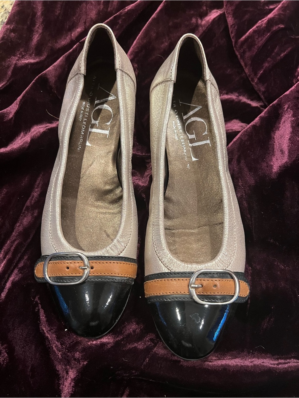 Gold shimmer leather AGL flats, black patent leather toes, pretty buckle, 39.5